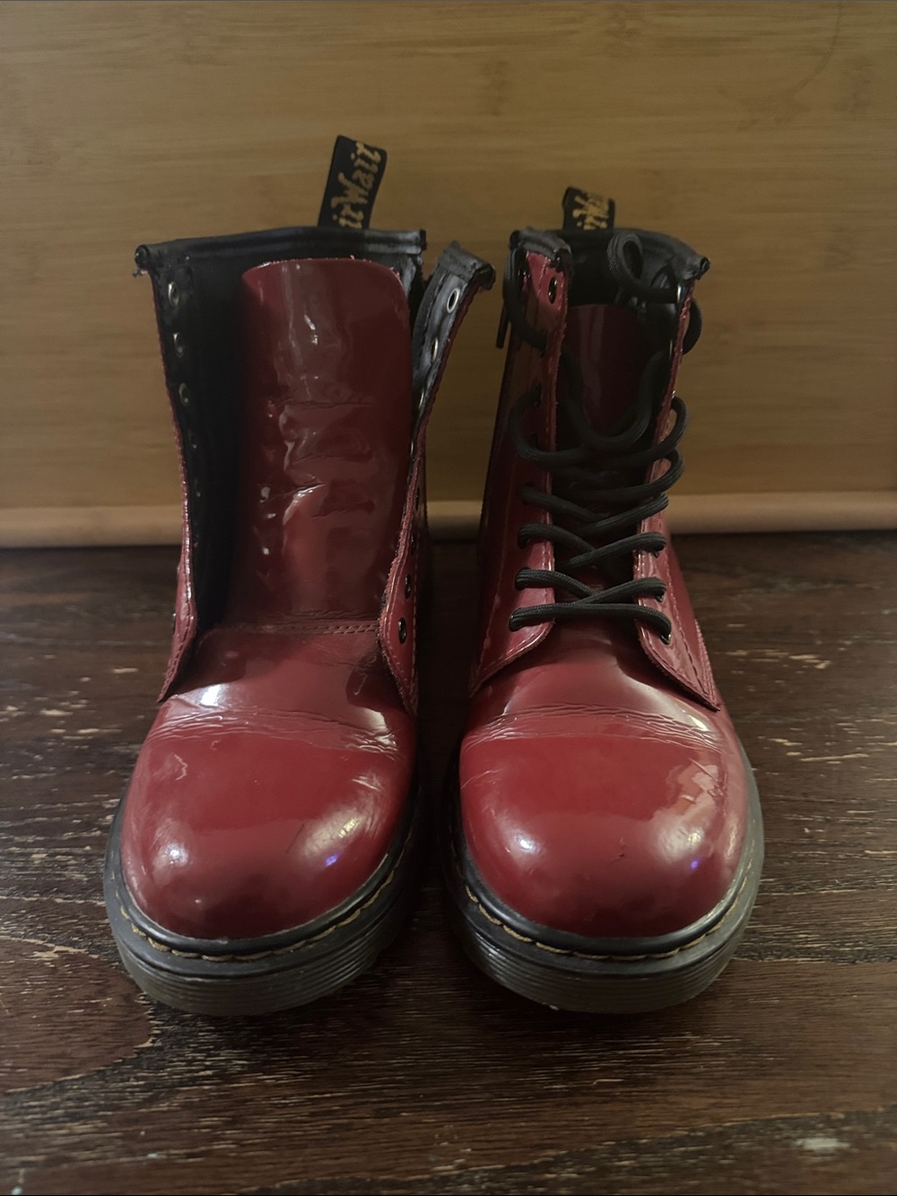 Burgundy Dr. Martens Junior - Picture 2 of 7